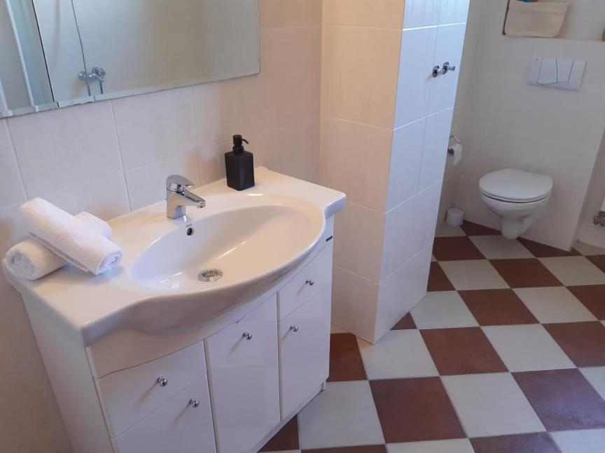 Apartman Happy Stará Lesná Exterior foto